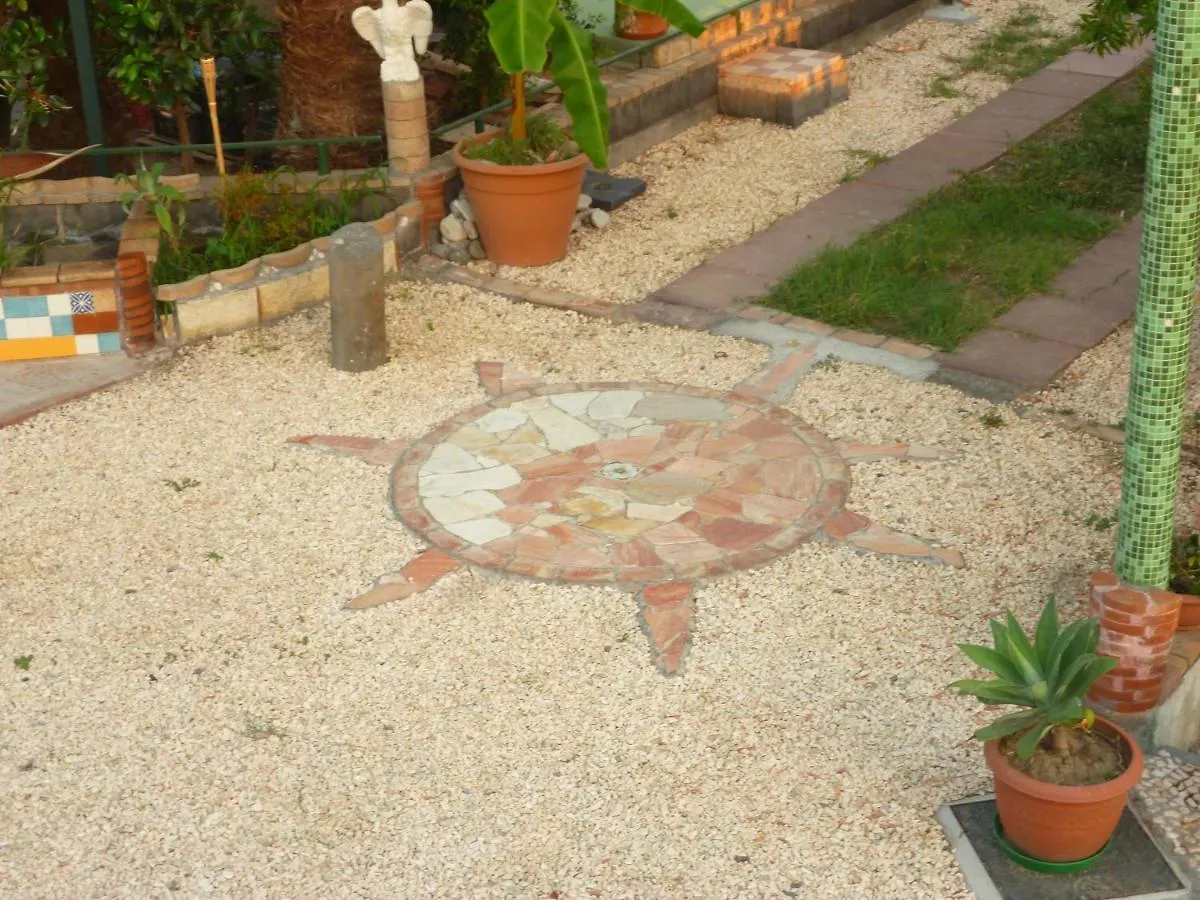 Holiday Maison Villa Arci Giardini Naxos Itália