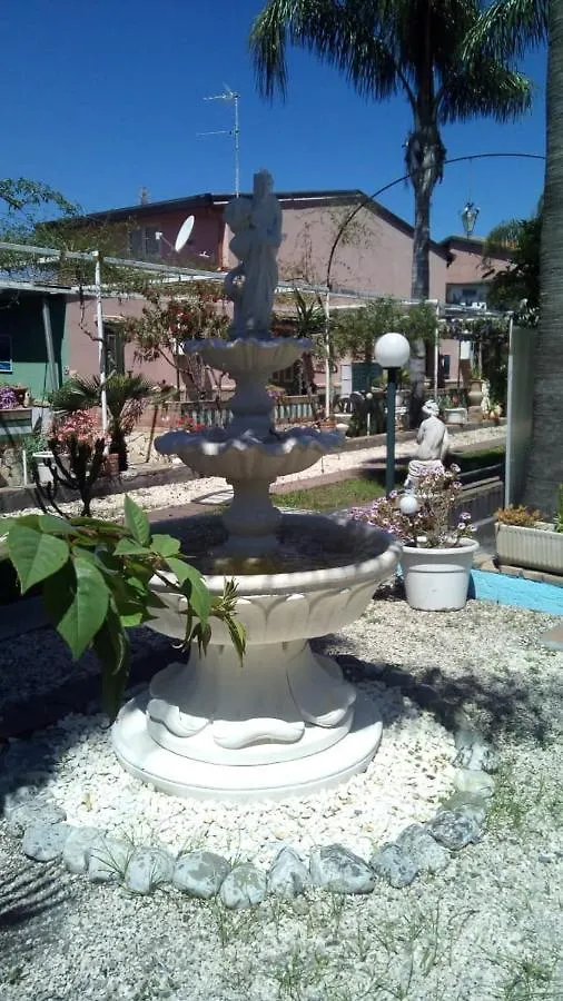 Casa de Férias Holiday Maison Villa Arci Giardini Naxos
