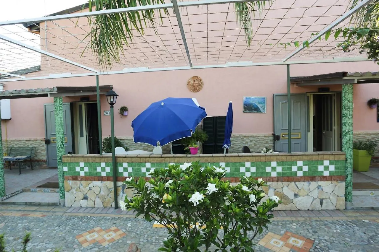 Holiday Maison Villa Arci Giardini Naxos Casa de Férias