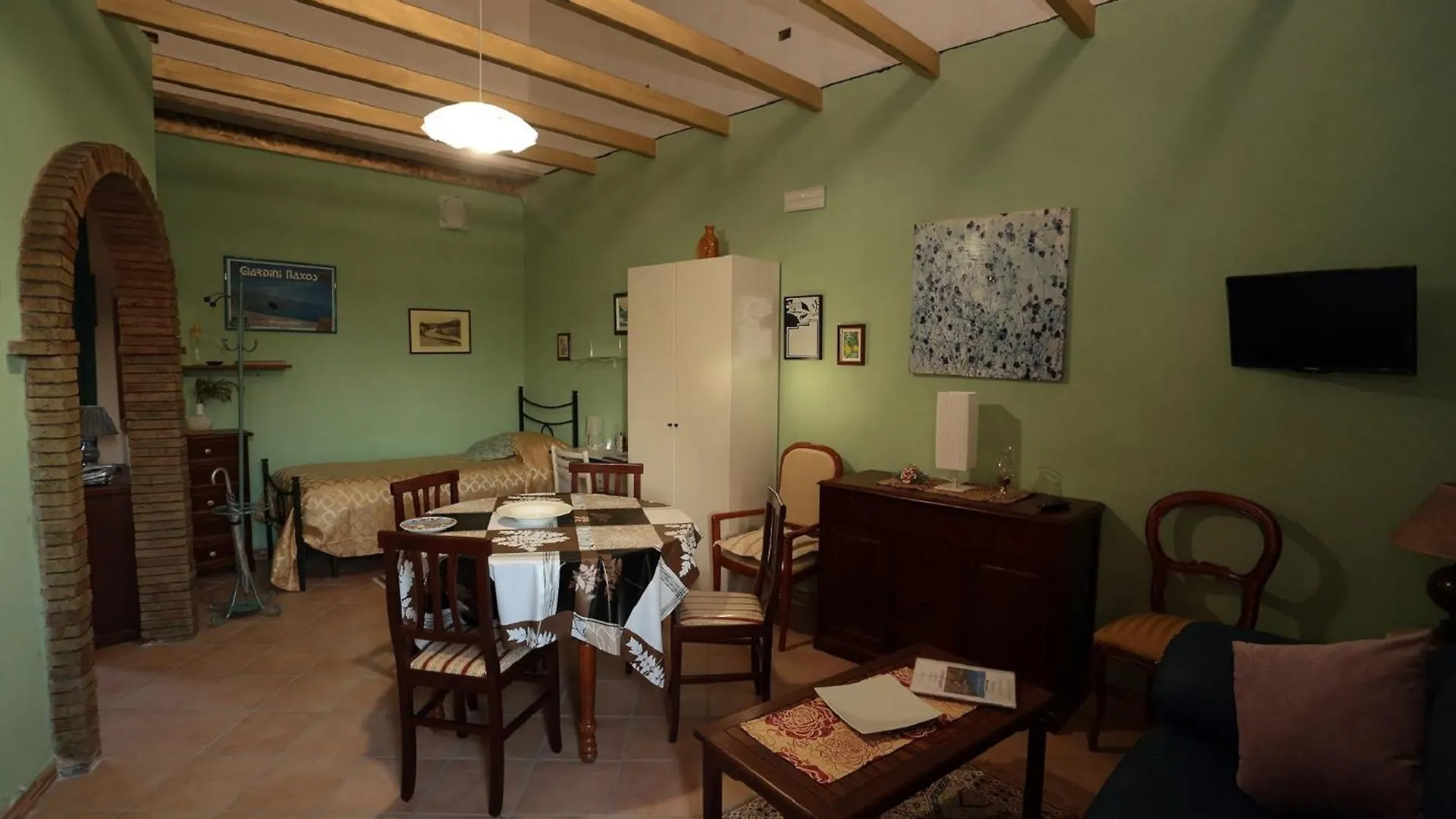 Casa de Férias Holiday Maison Villa Arci Giardini Naxos